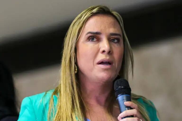 Após confirmar Gustavo Rocha como vice, Celina cobra novo levantamento de servidores ligados a Ibaneis